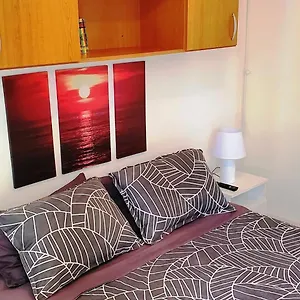 https://zee-apartment.hotelinzadar.com