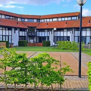 https://villa-duinengolf-37.hotelsghent.com